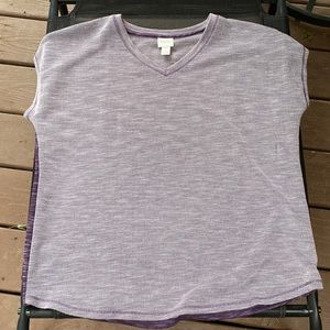 Weekends by Chicos sleeveless v-neck purple top- like new